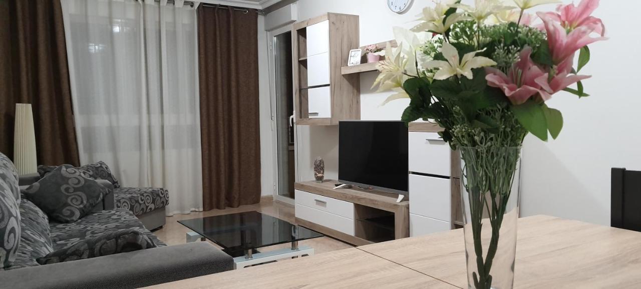 Apartamento Torrevieja Eksteriør bilde