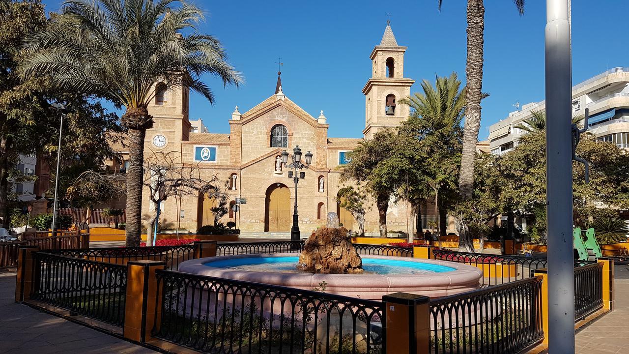 Apartamento Torrevieja Eksteriør bilde